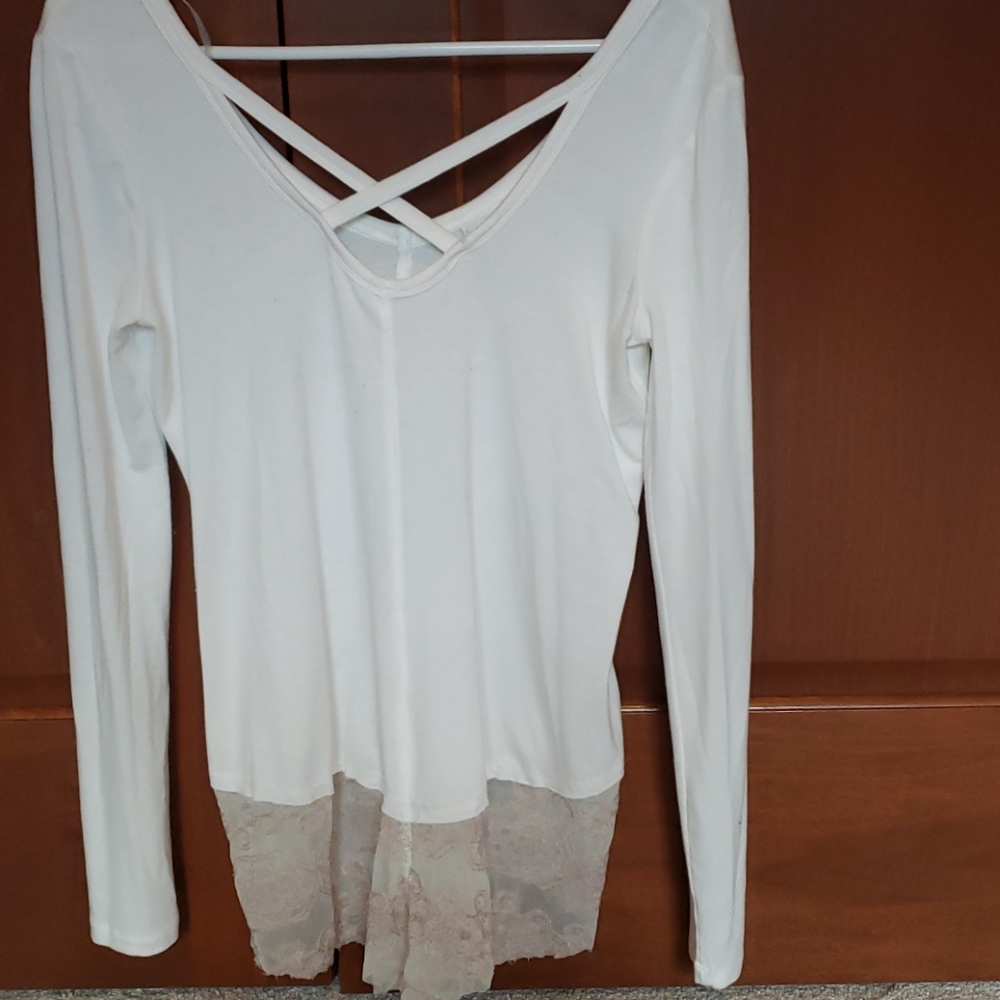 Womans long sleeve Daytrip shirt
